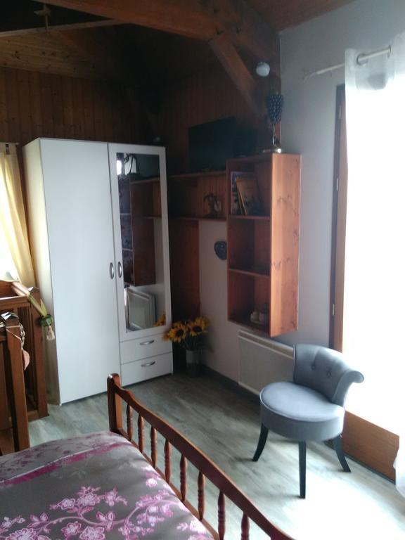 Chambre Chez L'Habitant Ambares-et-Lagrave Εξωτερικό φωτογραφία